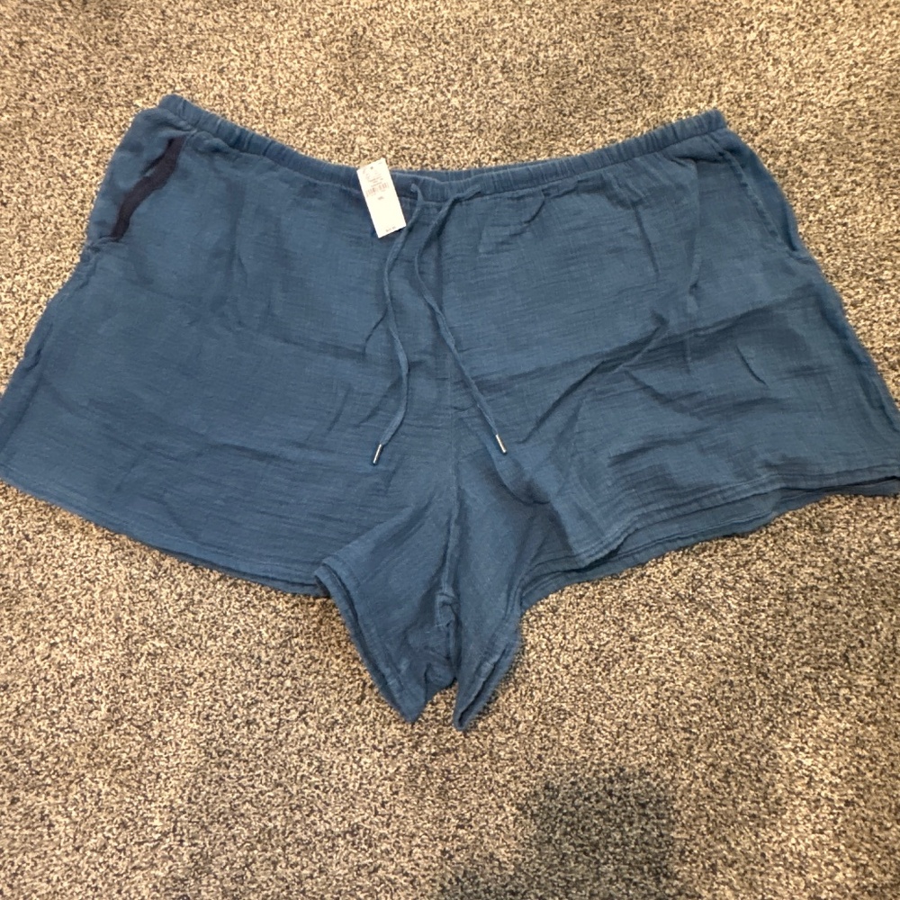 Gap Shorts